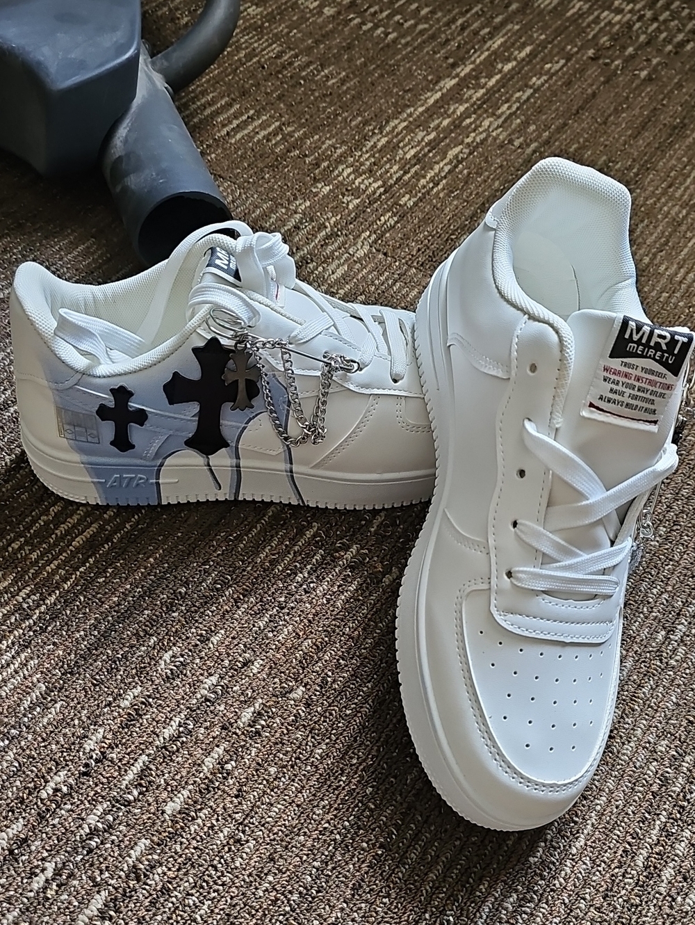 White Low-Top Sneakers with Black Cross Accent - Men, Brand New never Worn.